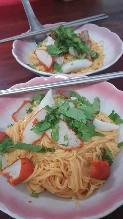 บะหมี่เจ๊เน้ย อุทัยธานี